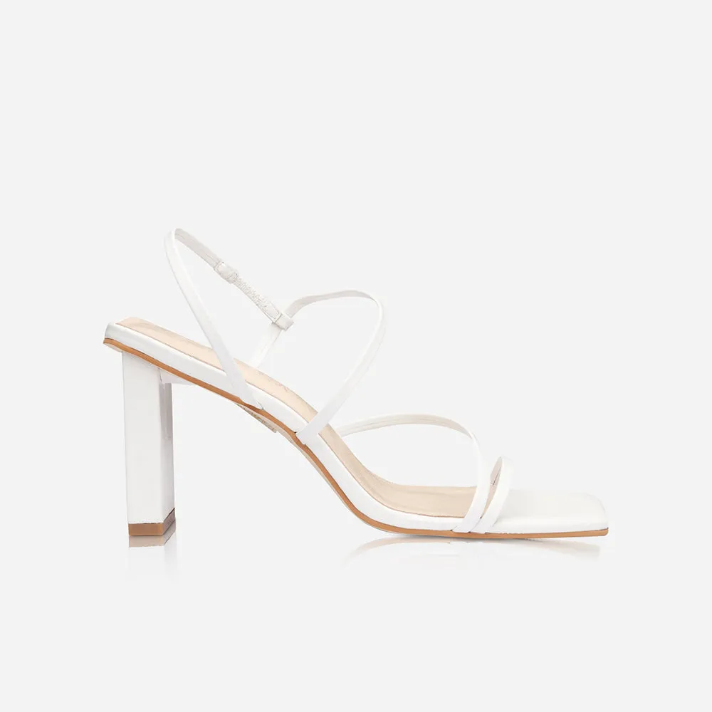 Geanie Heel White