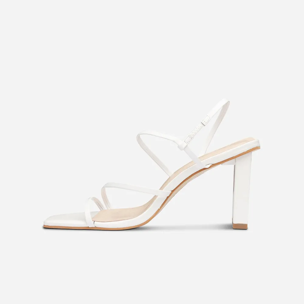 Geanie Heel White