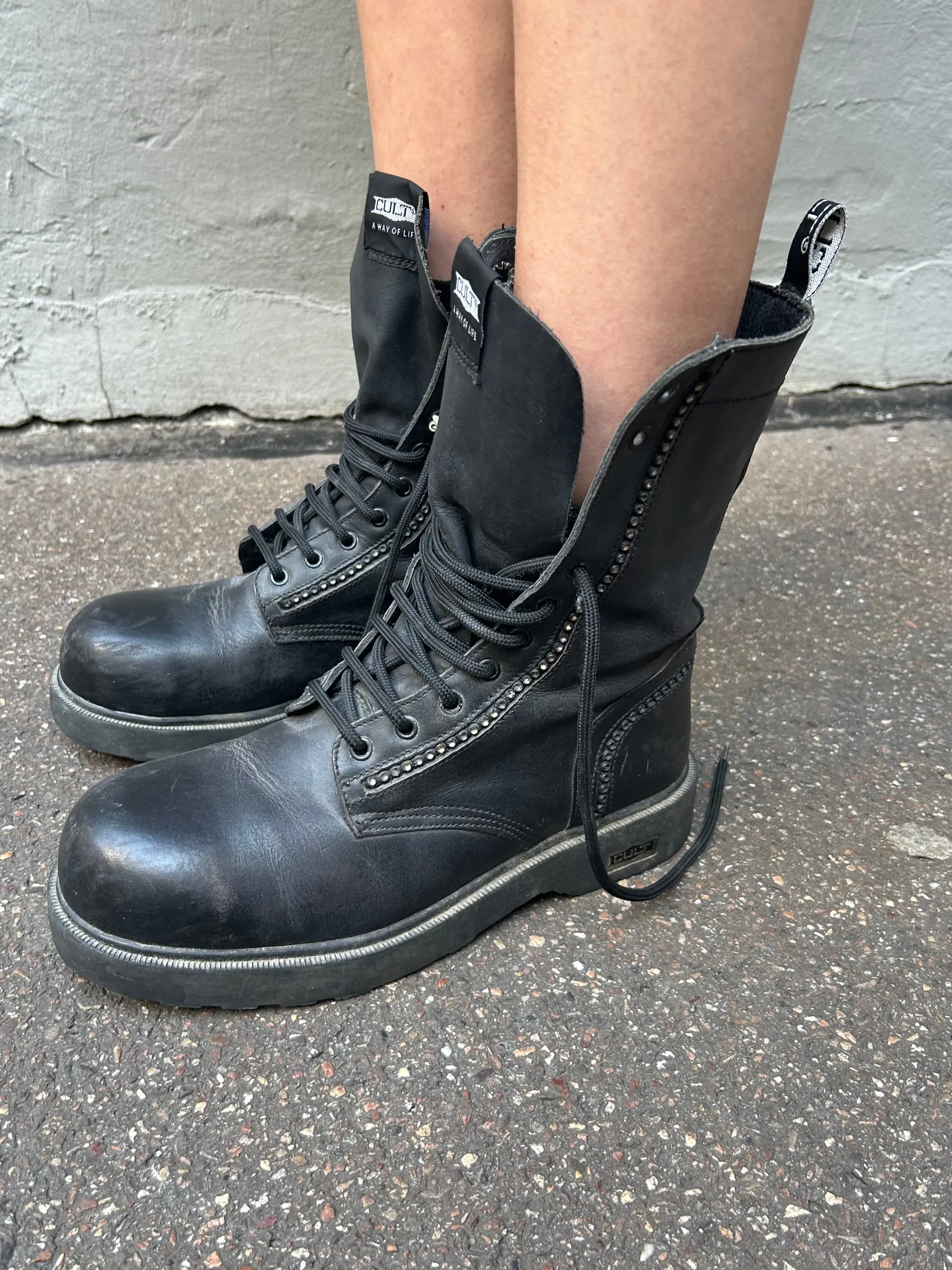 Vintage Black Cult Boots 41